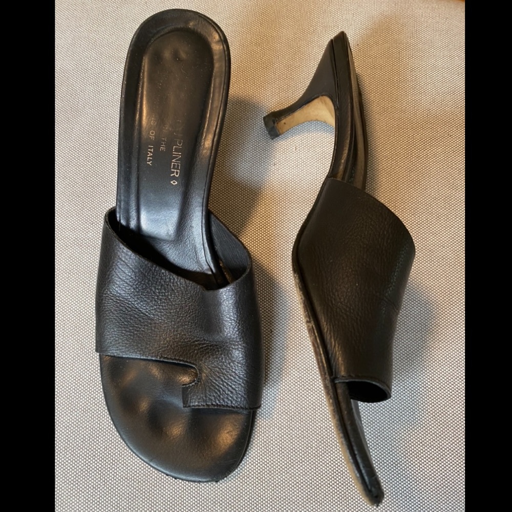 Donald Pliner sandals